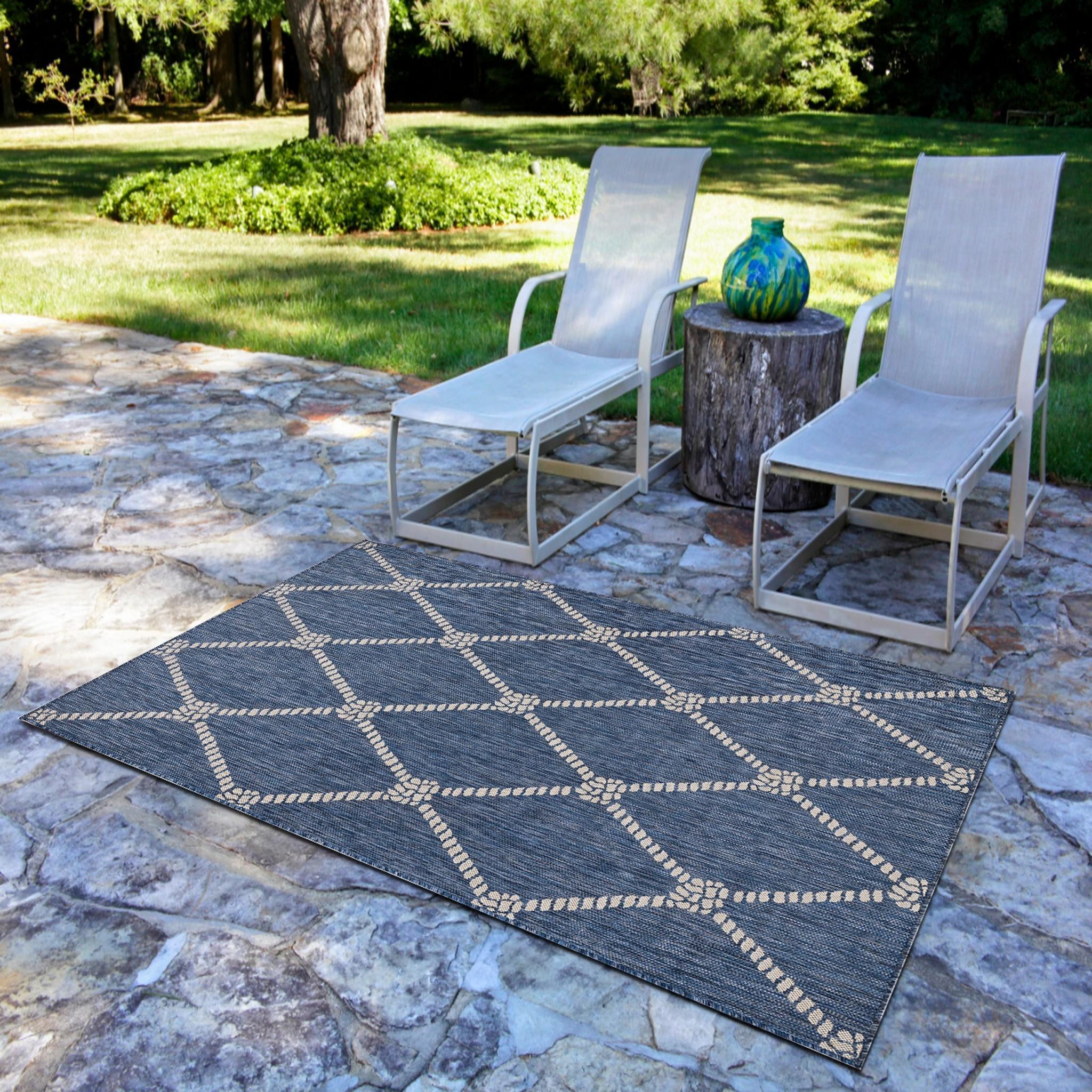 5’ x 7’ Navy Knot Indoor Outdoor Area Rug