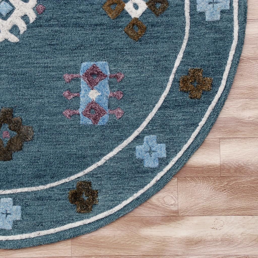 5’ Round Blue Bordered Motif Area Rug