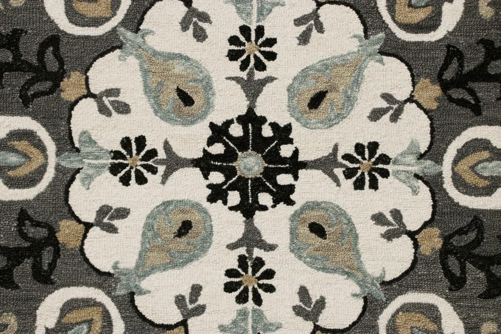 7’ Round Gray and White Floral Medallion Area Rug