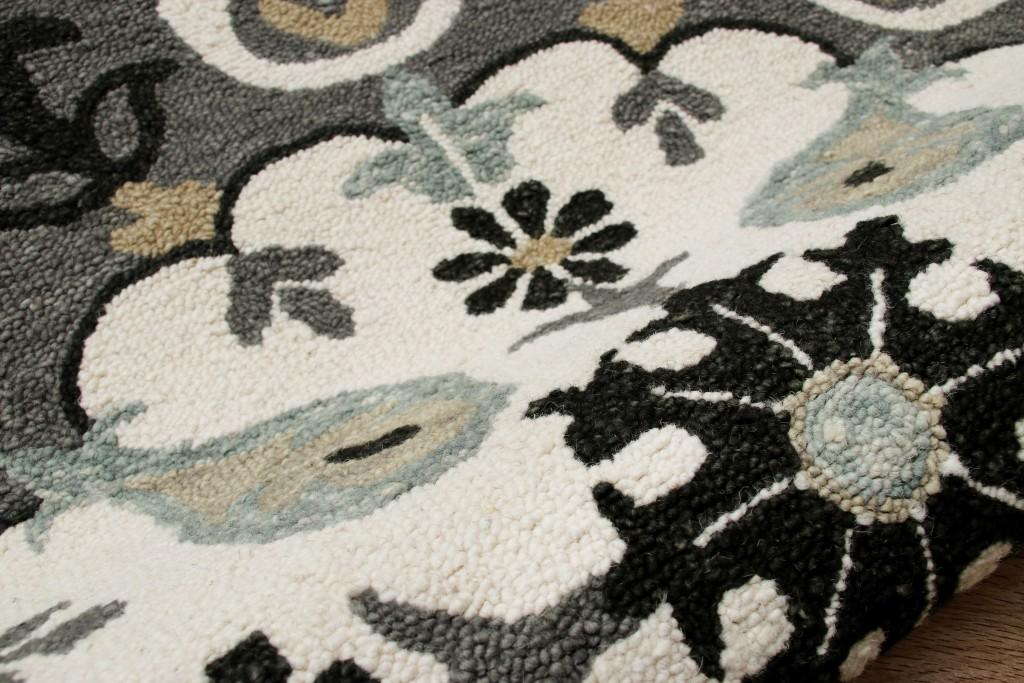 7’ Round Gray and White Floral Medallion Area Rug