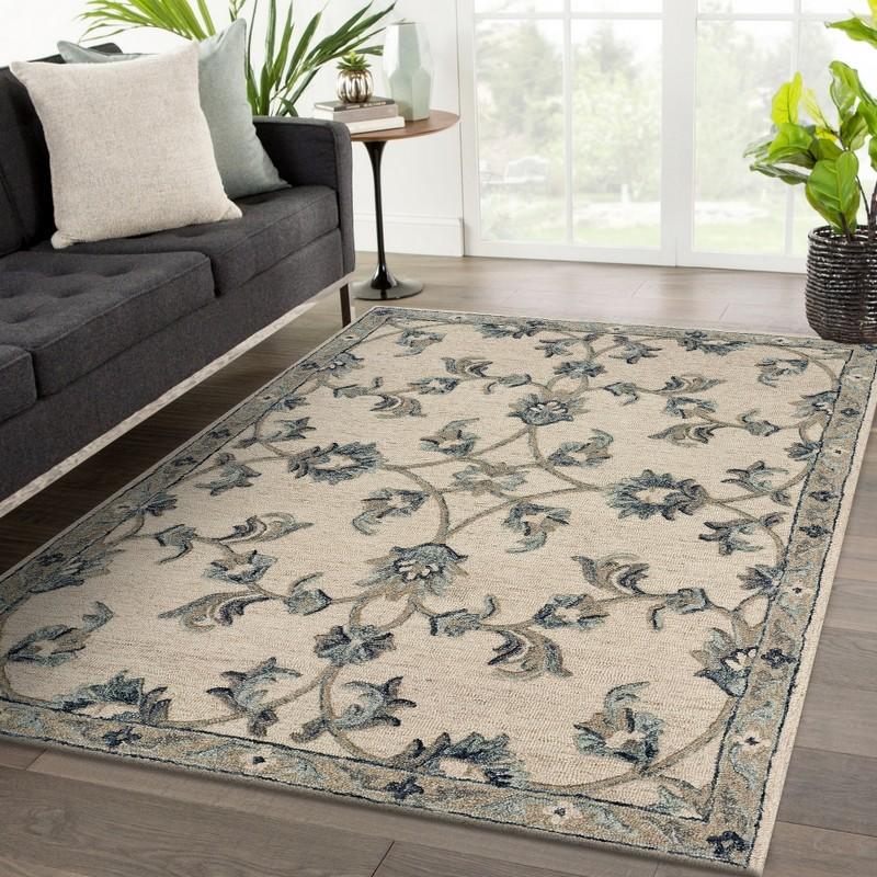 7’ x 9' Beige and Blue Filigree Area Rug