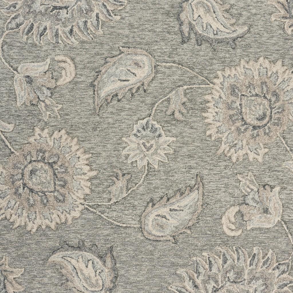 5’ x 7' Light Gray Floral Area Rug