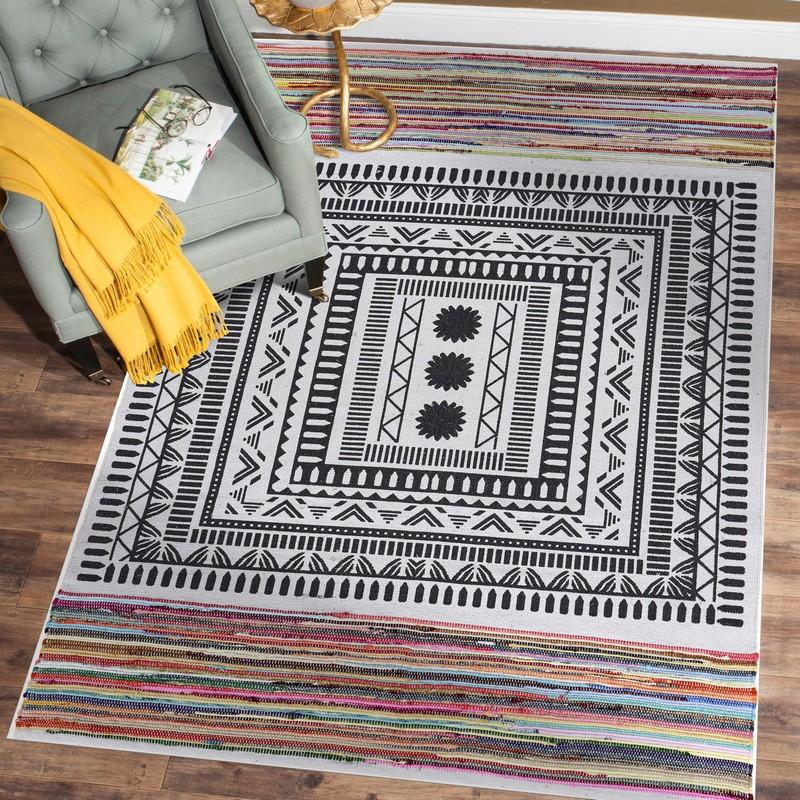 5’ x 7’ Grayscale Geometric Center Area Rug