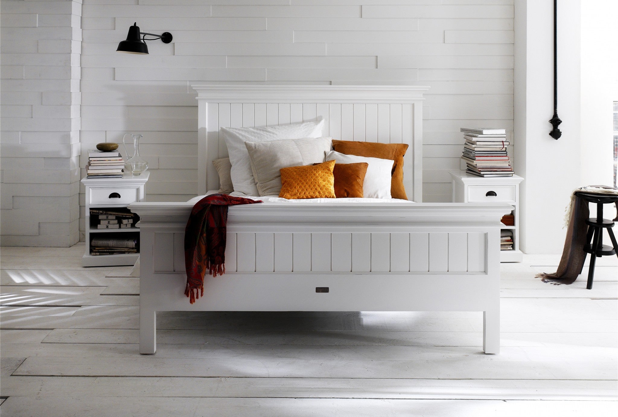 Classic White Panel Queen Size Bed