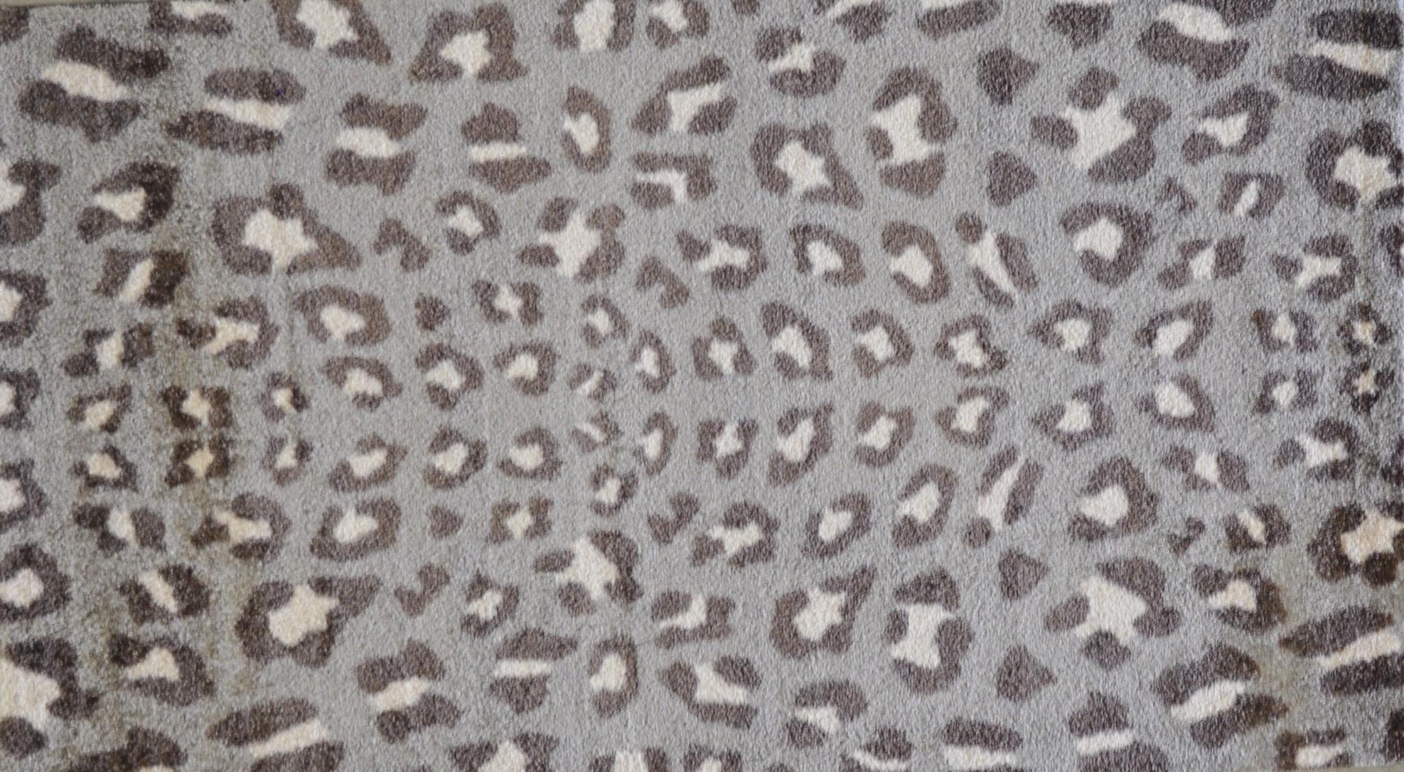 2' x 4' Gray and Brown Cheetah Washable Floor Mat