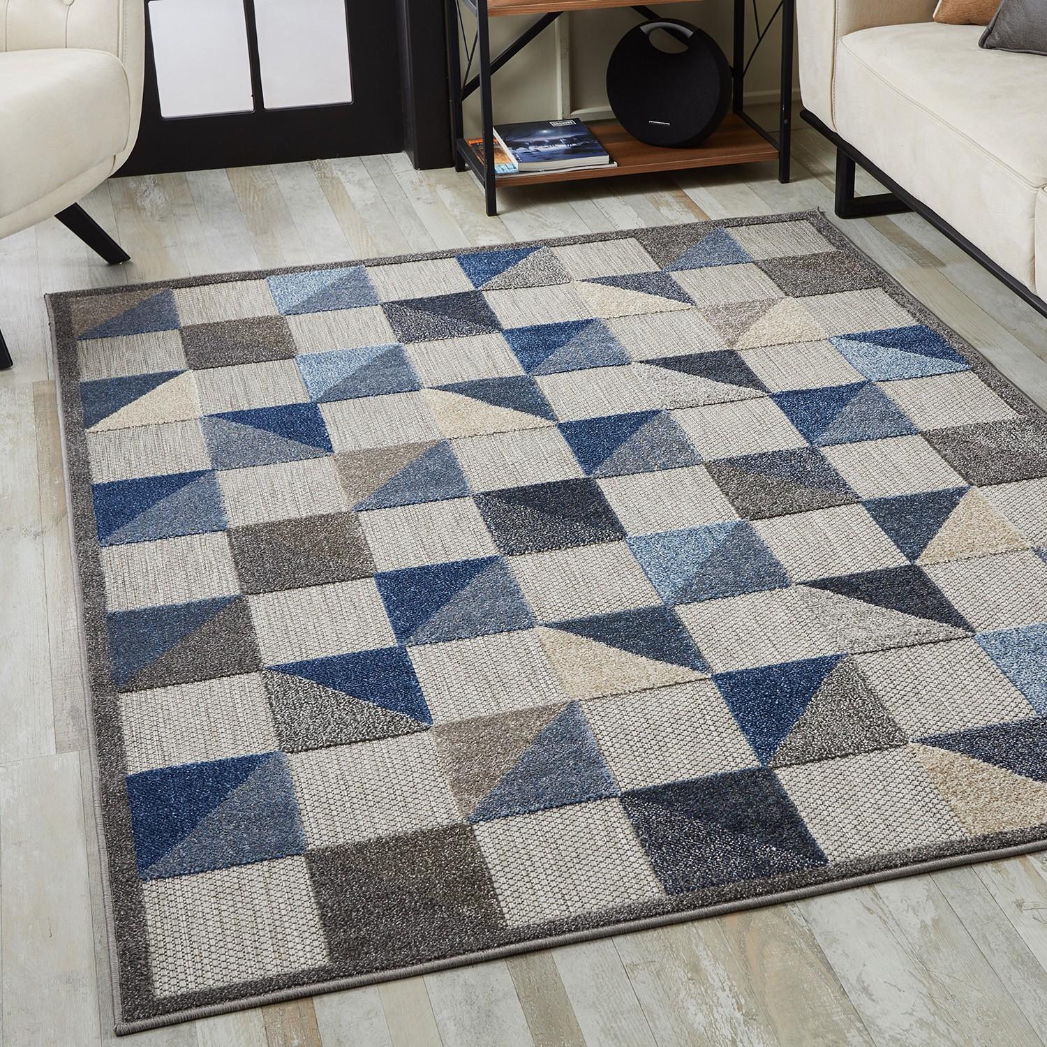 2’ x 4’ Blue Gray Triangle Indoor Outdoor Area Rug