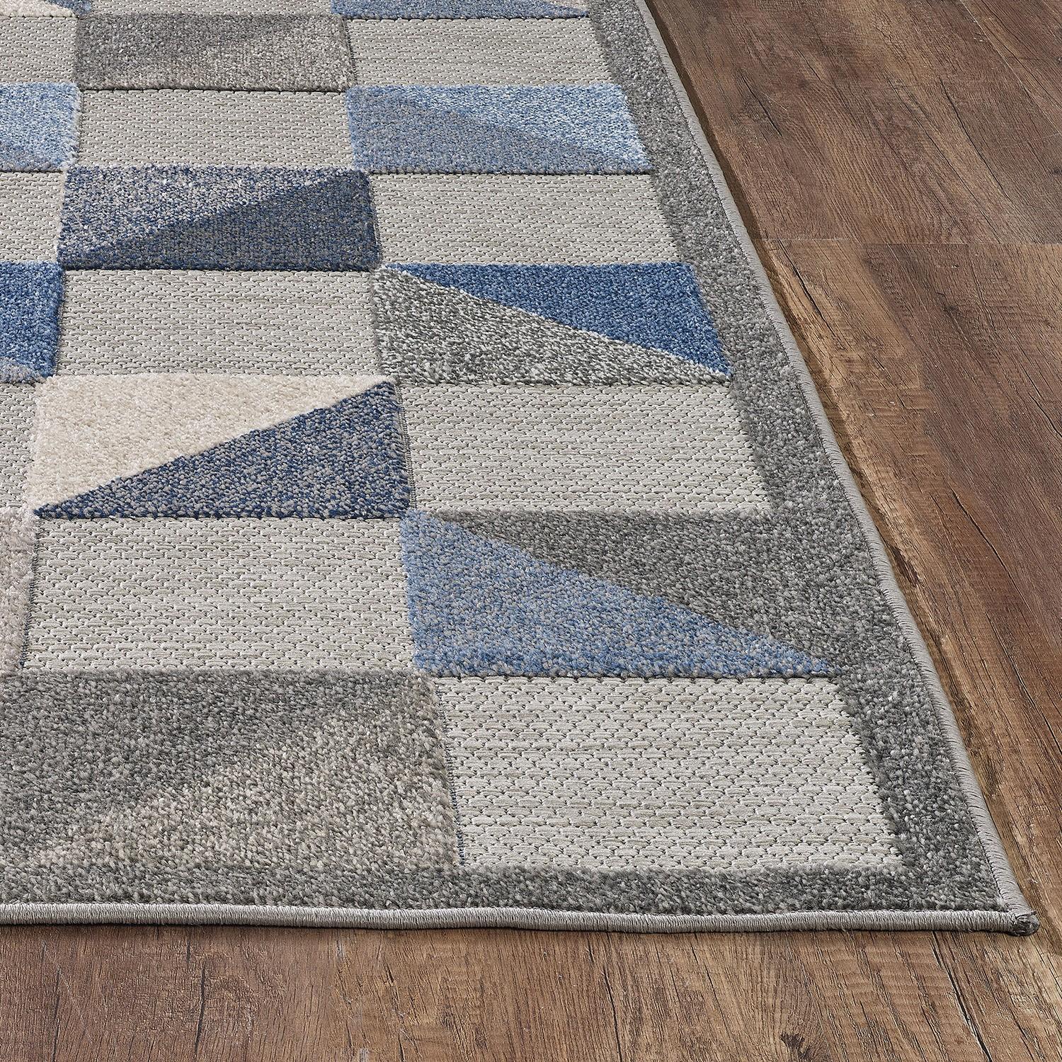 3’ x 5’ Blue Gray Triangle Indoor Outdoor Area Rug