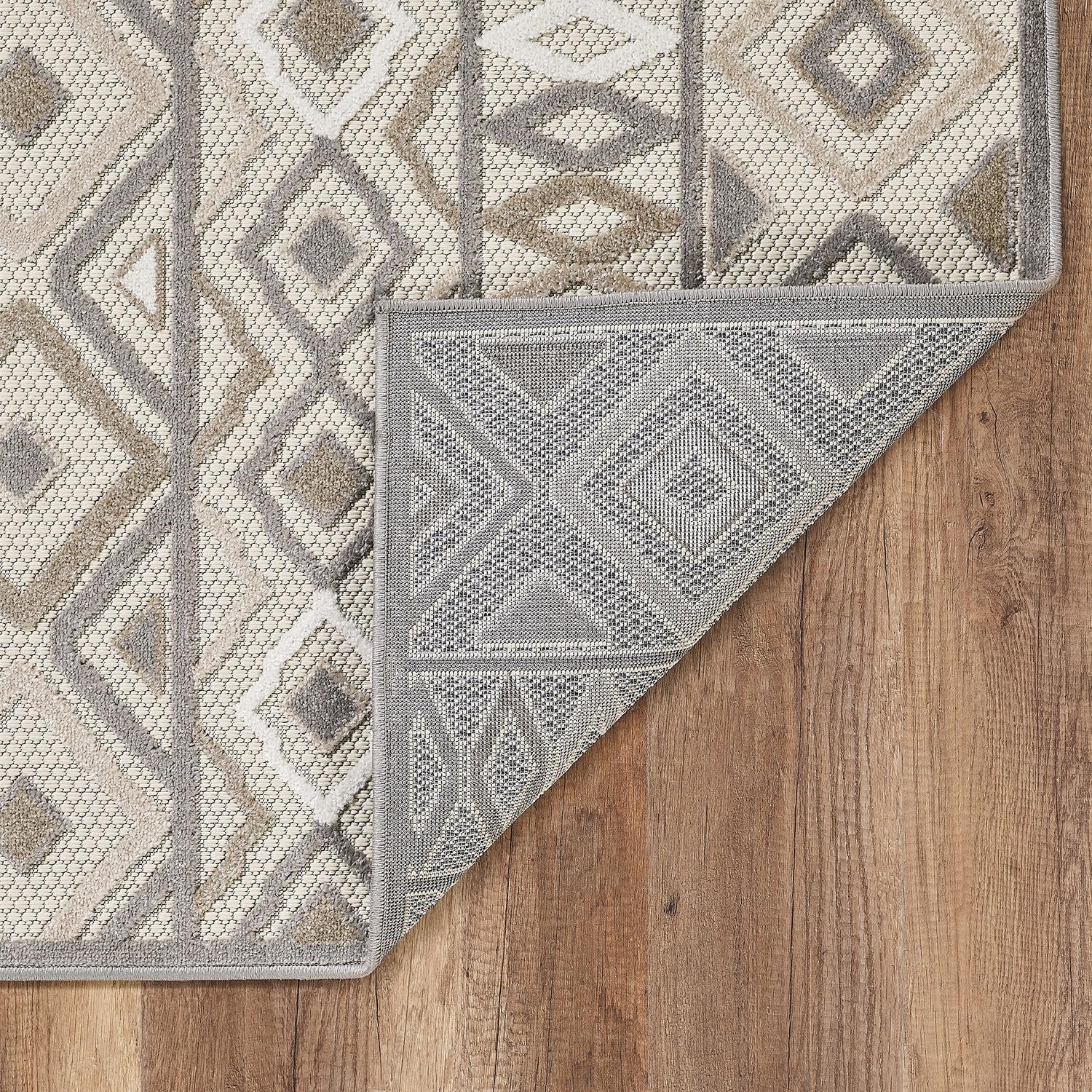 2’ x 4’ Gray Ivory Aztec Pattern Indoor Outdoor Area Rug