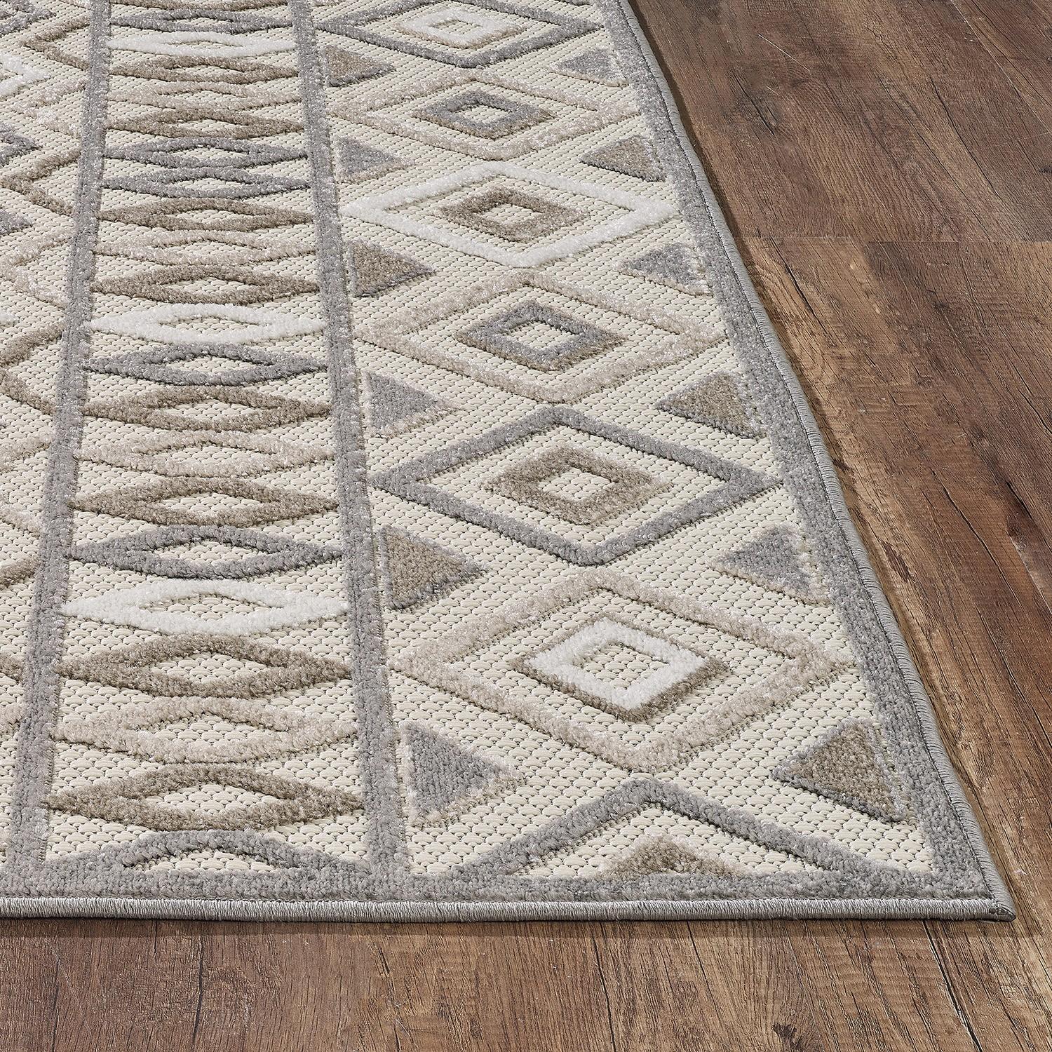 2’ x 4’ Gray Ivory Aztec Pattern Indoor Outdoor Area Rug