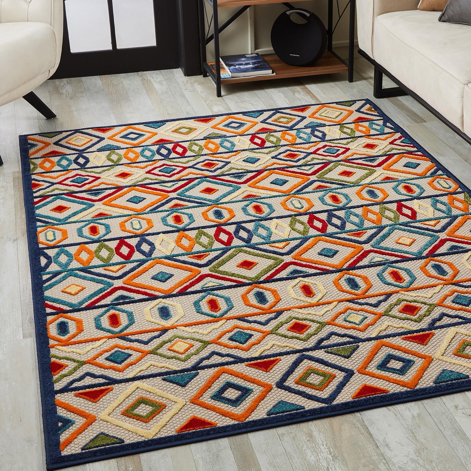 5’ x 7’ Multi Aztec Pattern Indoor Outdoor Area Rug