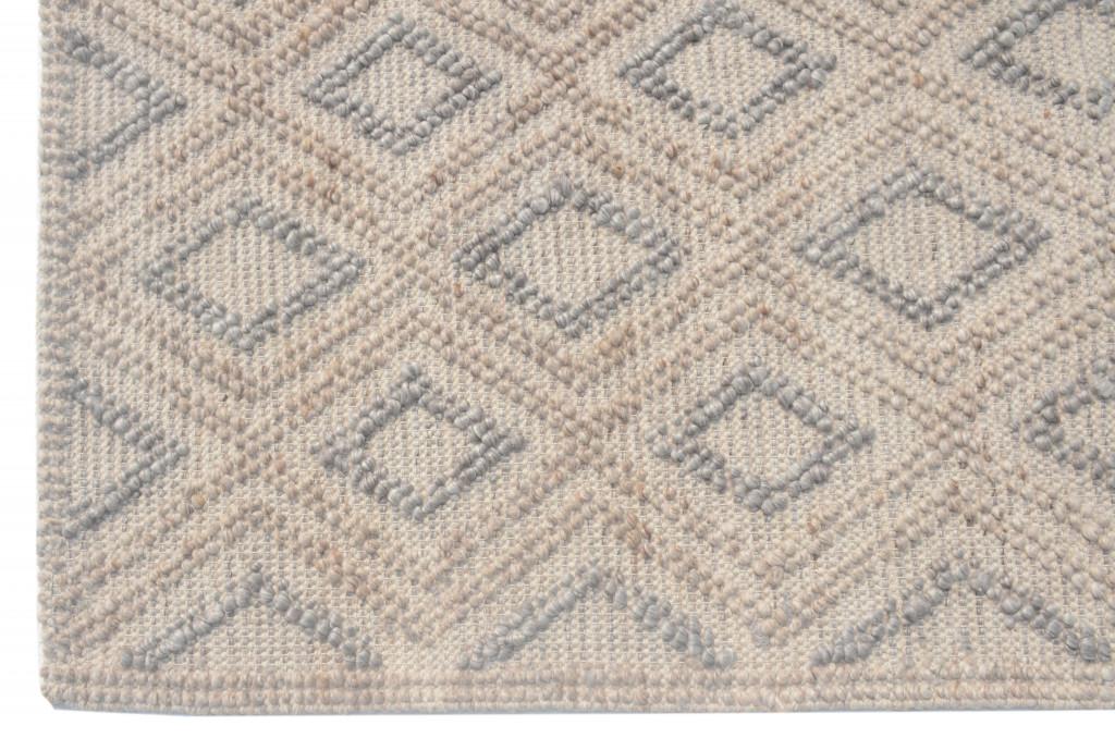 8’ x 11’ Tan Gray Diamond Lattice Modern Area Rug