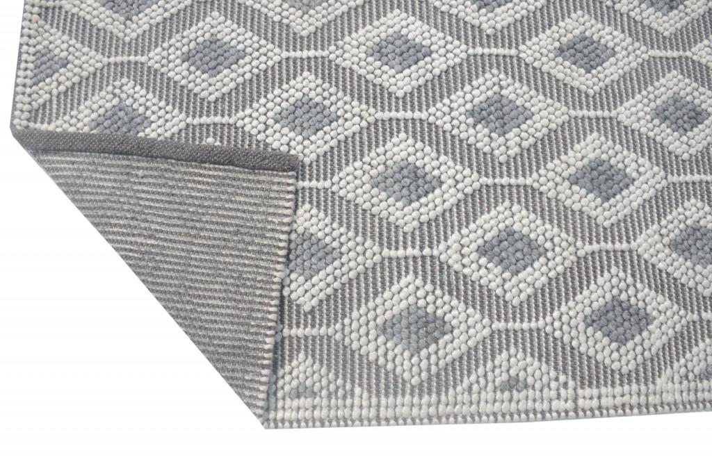 8’ x 11’ Ivory Gray Diamond Trellis Modern Area Rug