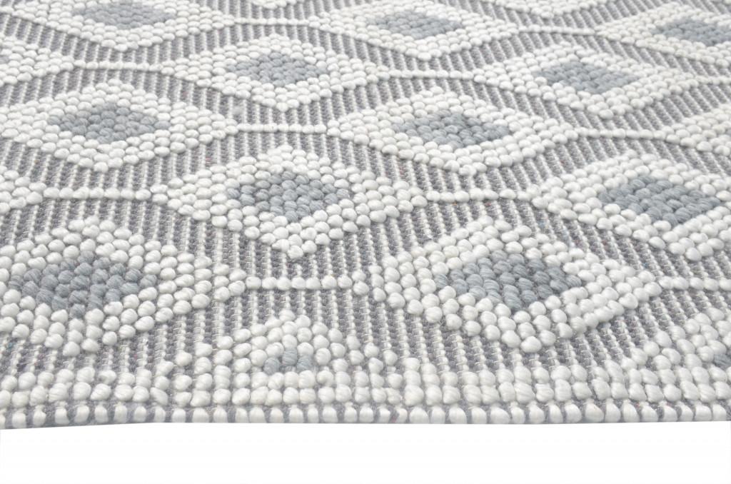 8’ x 11’ Ivory Gray Diamond Trellis Modern Area Rug