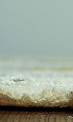 5’ x 8’ Blue White Distressed Traditional Area Rug