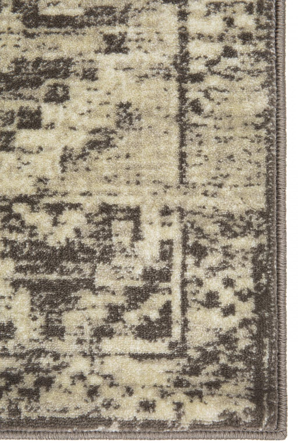 8’ x 11’ Gray Beige Distressed Diamond Area Rug