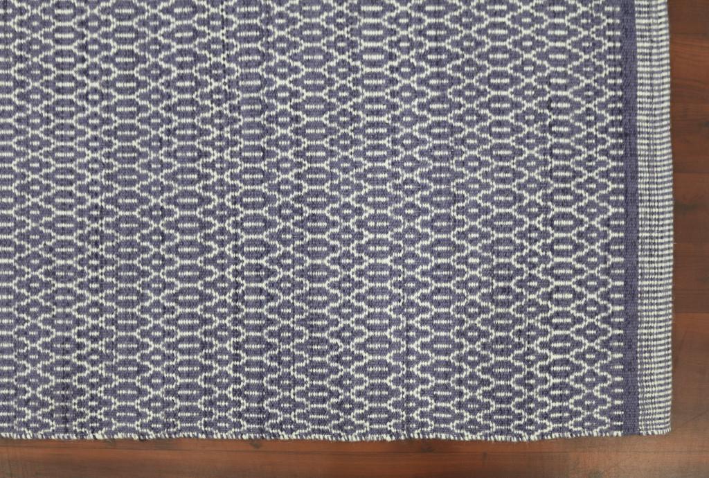 8' X 10' Blue And White Wool Geometric Flatweave Area Rug