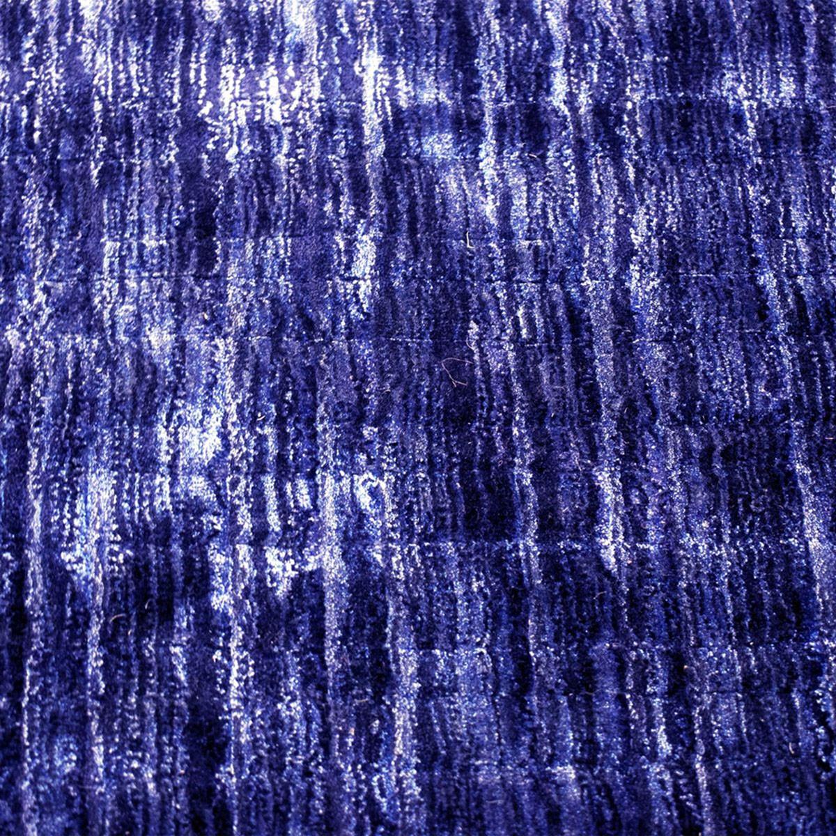 5' X 8' Navy Blue Abstract Handmade Stain Resistant Area Rug