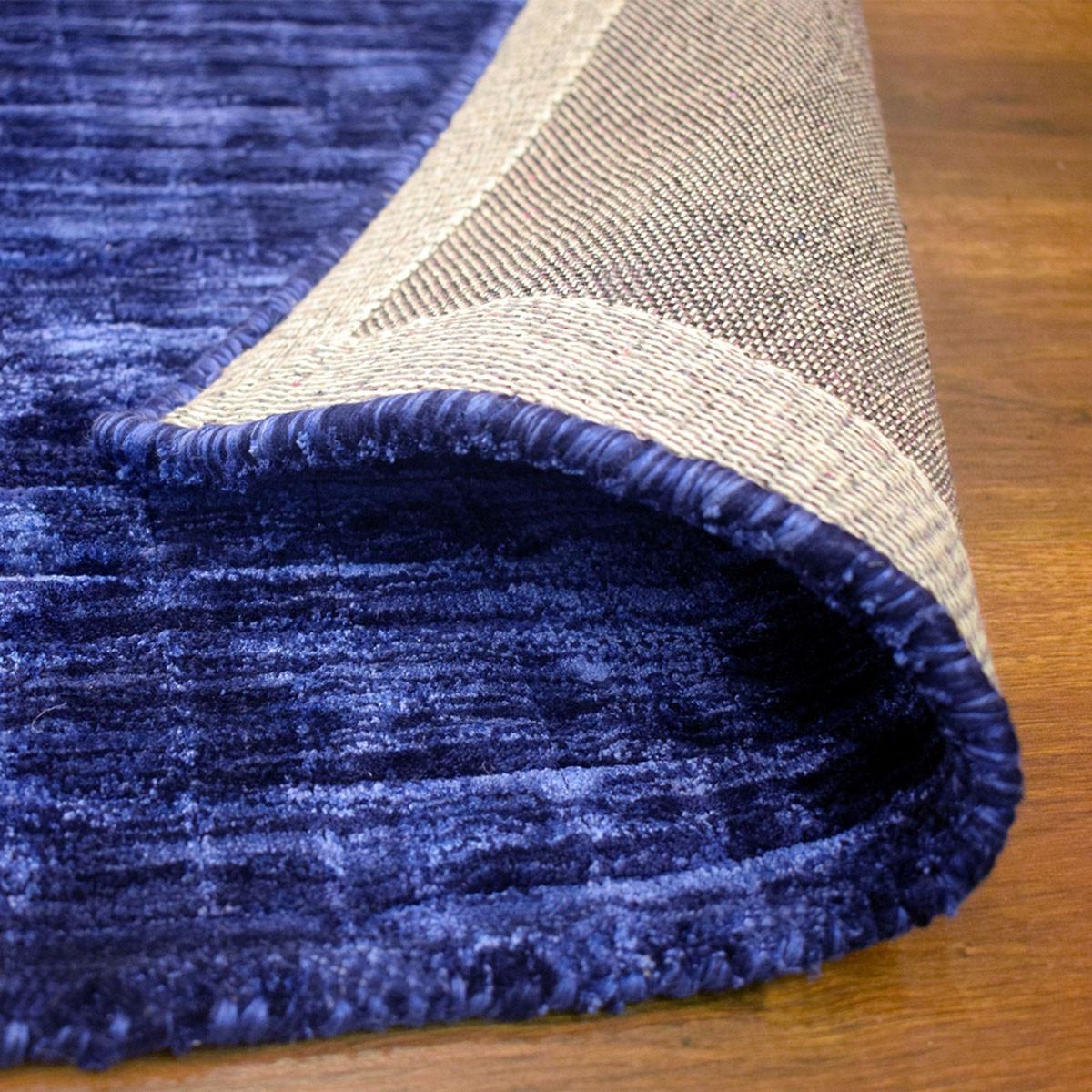 5' X 8' Navy Blue Abstract Handmade Stain Resistant Area Rug