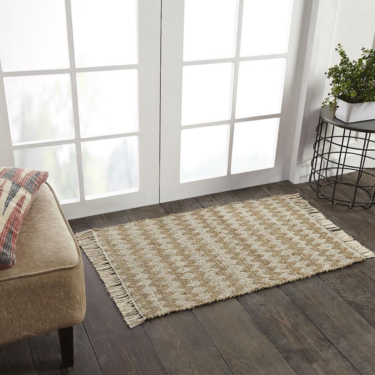 2' X 3' Cream Chevron Hand Woven Stain Resistant Area Rug With Fringe