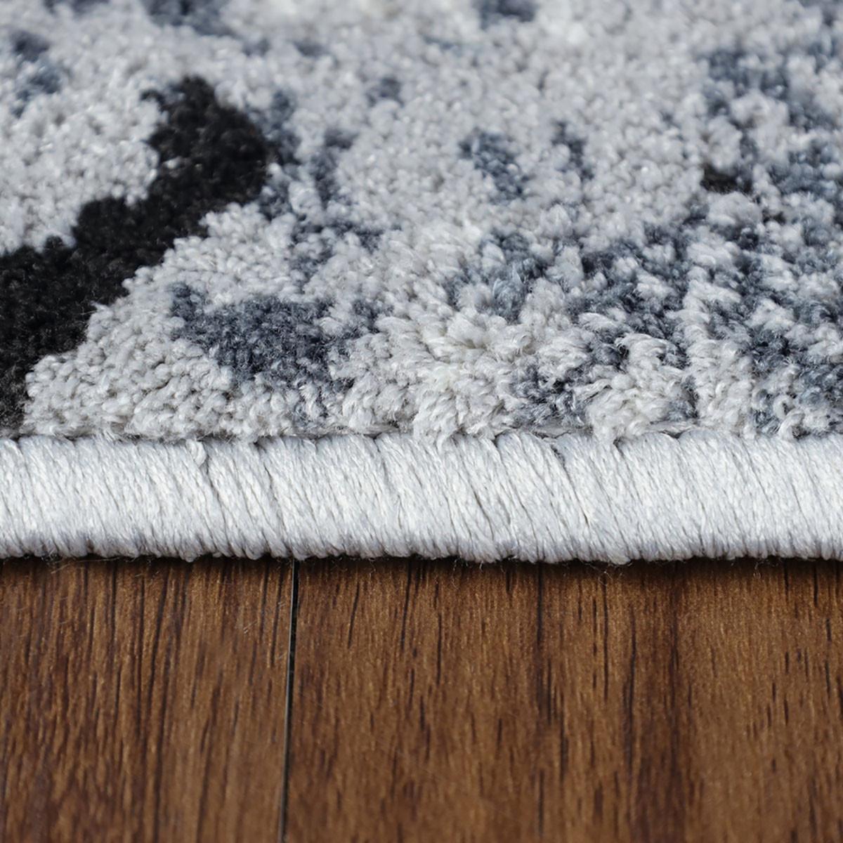 5' X 8' Silver And Gray Geometric Medallion Stain Resistant Area Rug