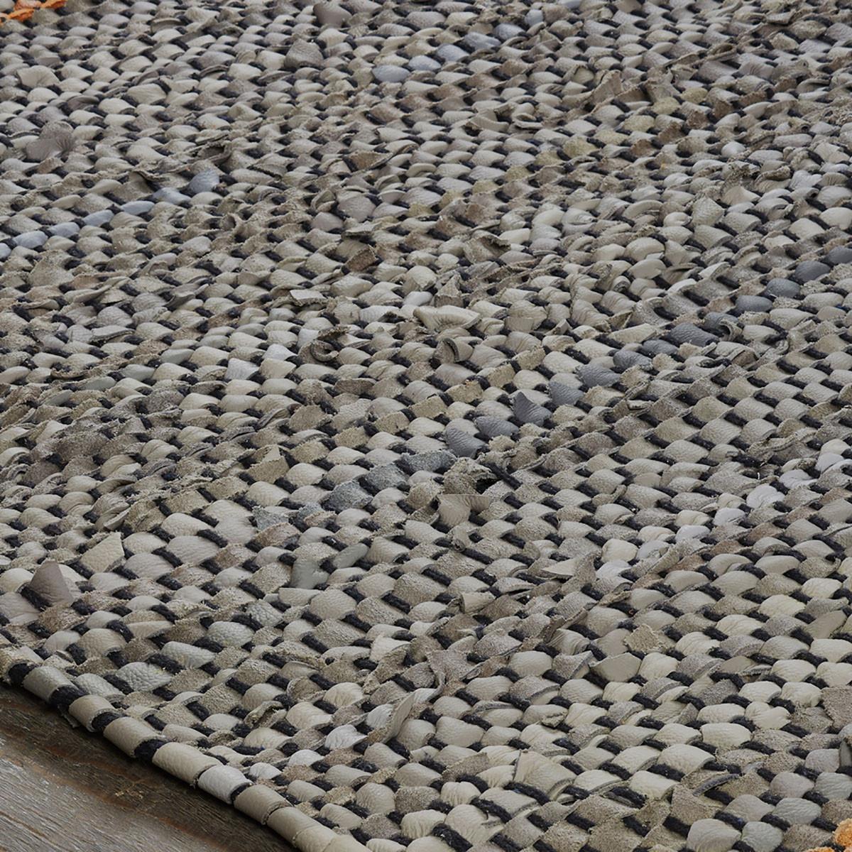 5' X 8' Grey Striped Hand Woven Stain Resistant Area Rug